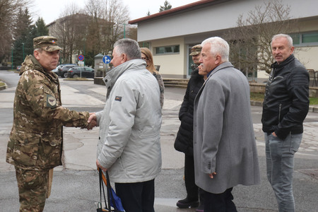 Uprava za obrambo Postojna  Novoletno druženje 14 Foto Ljubo Vukelič